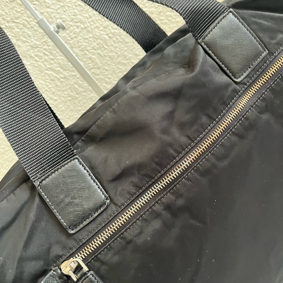 Prada Black unisex Duffel Bag - Picture 7 of 16